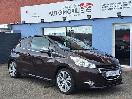 PEUGEOT 208 1.6 thp 156ch féline 3 portes