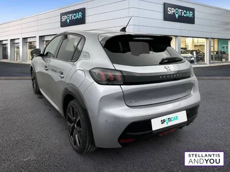 Peugeot 208 PureTech 130 S&S EAT8 GT