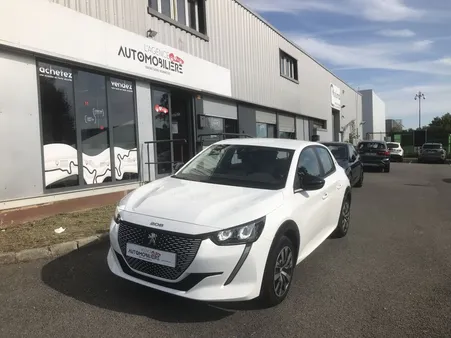 PEUGEOT e-208 136 CH STYLE Boîte auto Batterie 50 kw