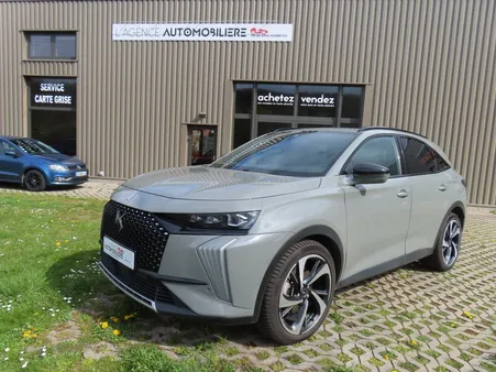 DS DS7 1.6 16V Hybrid Rechargeable Opera 225Cv