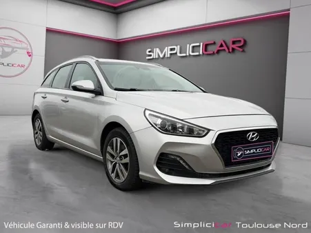 Hyundai i30 SW 1.6 CRDi 115 BVM6 Business 1ere main tva recuperable entretien concession