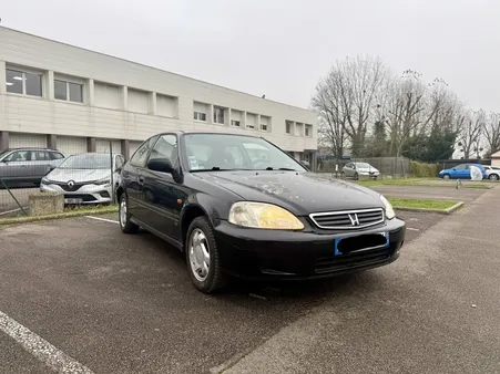 Honda Civic EJ9 1.4i 90 cv avec procédure VEI - Vendu complet ou pour pièces