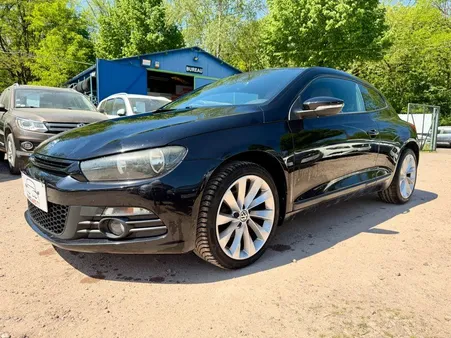 Volkswagen scirocco 2.0l tdi 140cv finition carat 286.500kms 05/2009 intérieur cuir marron chauffant ecran tactile bluetooth regulateur de vitesse