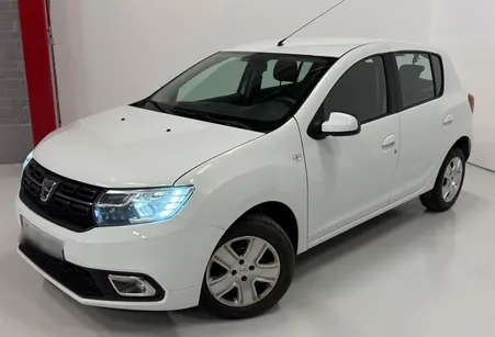 Dacia Sandero II 1.5 dCi 75ch Lauréate Garantie 12 Mois Kit Distribution Neuf Bluetooth / Climatisation / LED de Jour / Mode ECO / Start & Stop