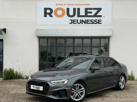 AUDI A4 2.0 35 TFSI 150ch S-tronic BERLINE S line/Compétition/Faible kilométrage/Toit ouvrant