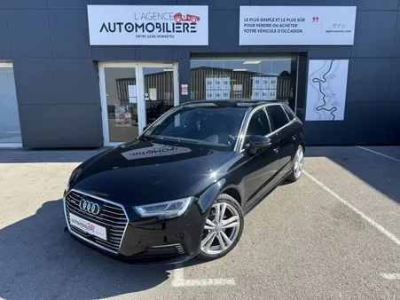 AUDI A3 Sportback 1.4 TFSI Hybrid S-Line / Sièges RS3