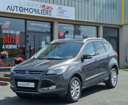 FORD Kuga 2.0 TDCI 16V 4x2 150 CH TITANIUM *suivi Ford/distribution OK