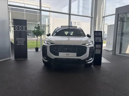 Audi Q3 E HYBRID 272 CH S tronic 6