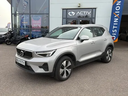 VOLVO XC40 T4 recharge 211 start dct 7