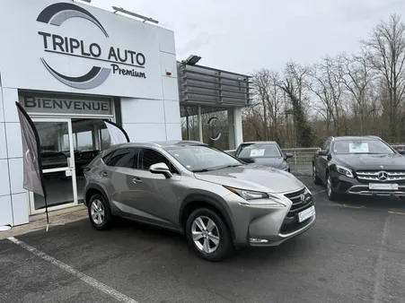 LEXUS NX 300h 4WD - BV E-CVT Luxe GPS + CAMERA AR + CLIM