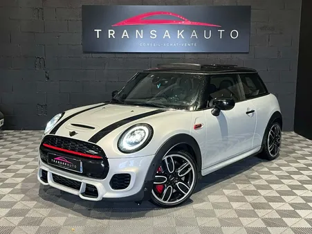 MINI HATCH 3 PORTES F56 LCI II John Cooper Works 231 ch BVA8 Finition JCW Ultimate/SUIVI MINI