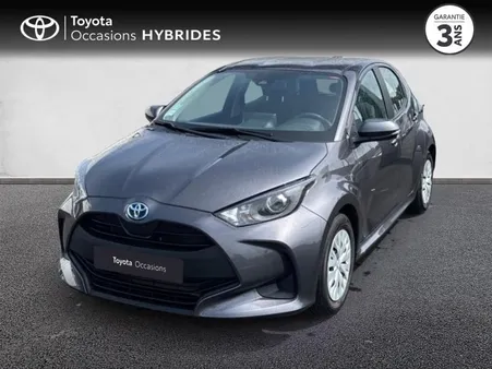 Toyota Yaris 116h Dynamic 5p MY22