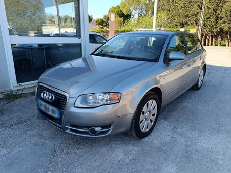 Audi A4 AVANT 2.0 TDI ambition luxe 140 ch Multitronic