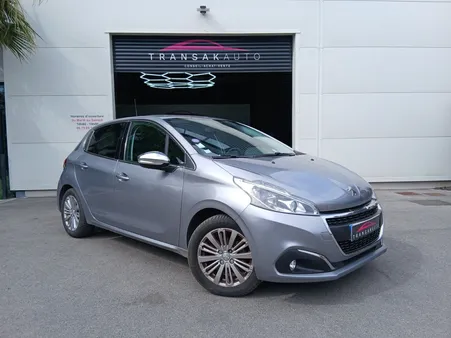 Peugeot 208 82ch allure ss bvm5