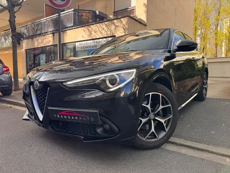 ALFA ROMEO STELVIO MY20 2.2 160 AT8 Super - ENTRETIEN COMPLET A JOUR - DISTRIBUTION OK