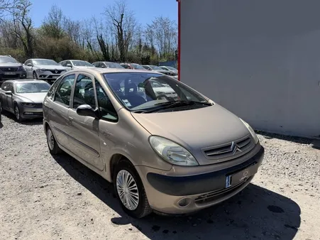 Citroën Picasso Xsara 2.0i 16v Exclusive BAa