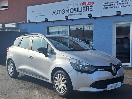 RENAULT Clio Estate estate 1.2 16V 75 authentique