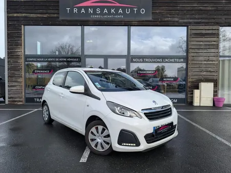 Peugeot 108 ACTIVE 1.0 VTI 12V / COURROIE A CHAINE
