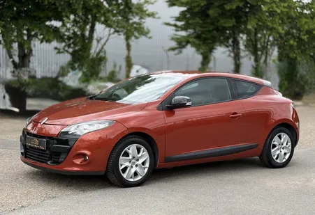 RENAULT MEGANE III 1.5 dCi 110 COLOR EDITION – CLIM – RÉGULATEUR – RÉVISÉE & GARANTIE 6 MOIS