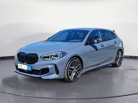BMW M1 i xDrive Navi Tempom.aktiv Bluetooth PDC MP3 Schn