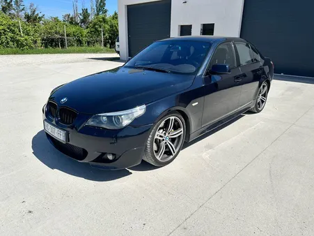 Bmw 545i E60 333ch V8 SMG pack M