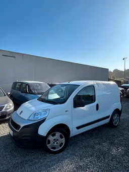 Fiat Fiorino 1.3 jtd 95cv , berline, blanc