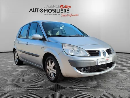 RENAULT Scenic 1.5 dCi 105ch Dynamique