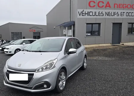 PEUGEOT 208 1.6 Blue HDi 100ch Style GARANTIE NATIONALE 6 MOIS