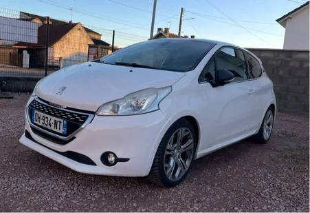 Peugeot 208 GTI 200 cv 105 000 km