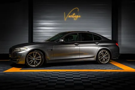 BMW Série 5 535i F10 ActiveHybrid5 340 Luxe / Cuir Caméra Xenon