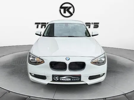 BMW Série 1 114i 102 ch Lounge Plus