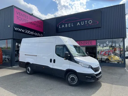 IVECO DAILY FOURGON 35S14 2.3 D 136ch (Quad-Leaf) BVM6