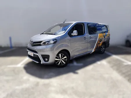 TOYOTA PROACE Toyota ProAce Verso 2.0 D4D 140 Dynamic Connect LONG – 9 places – 2023 – 31 900 km
