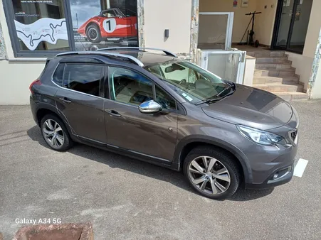 PEUGEOT 2008 1.2 PureTech 110 CV Crossway