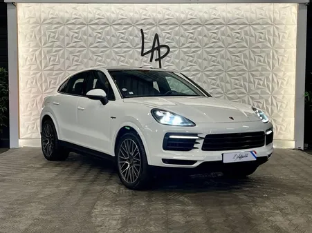 Porsche Cayenne Coupé E-Hybrid - Suivi Porsche Toit panoramique 4 roues directrices PDLS +