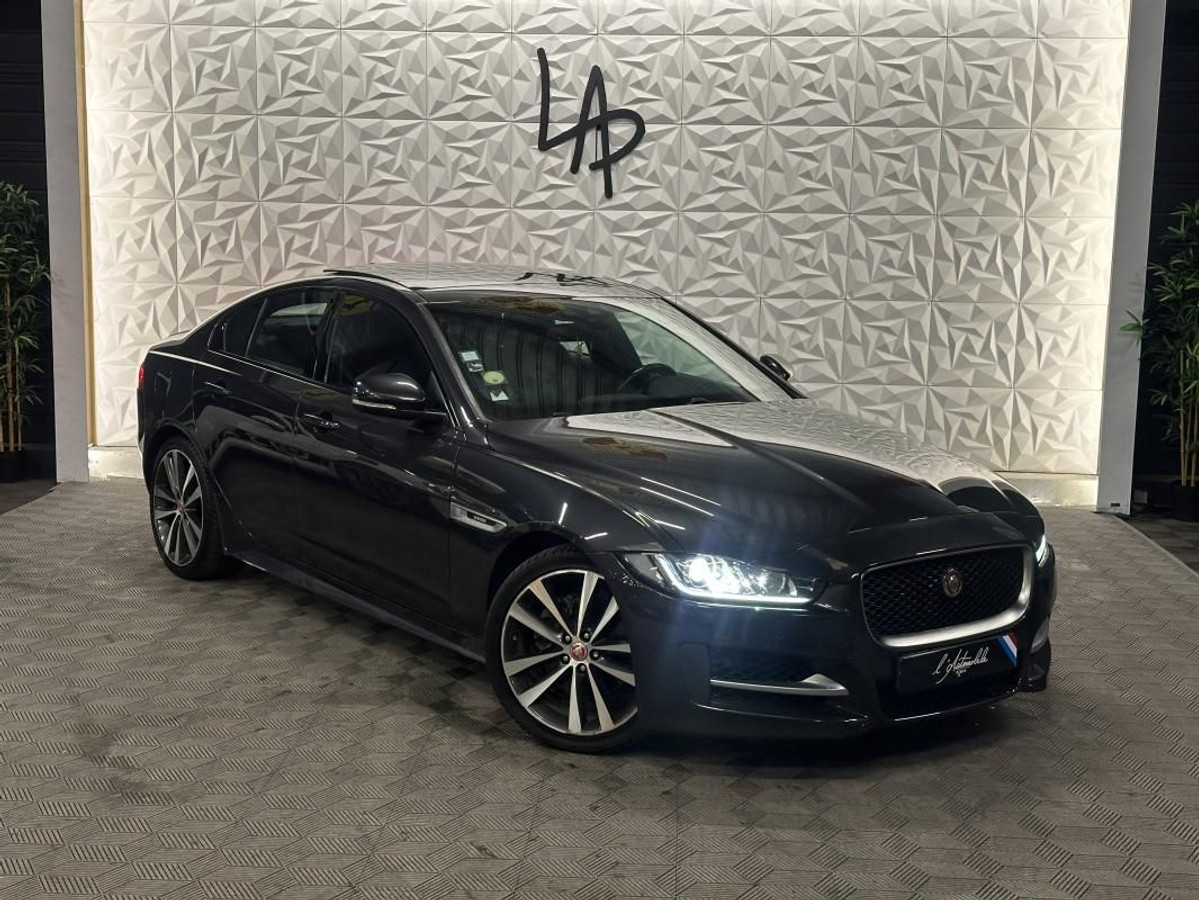 Jaguar XE