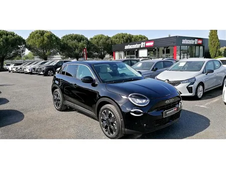 FIAT 600 1.2 Hybrid 145 DCT LA PRIMA