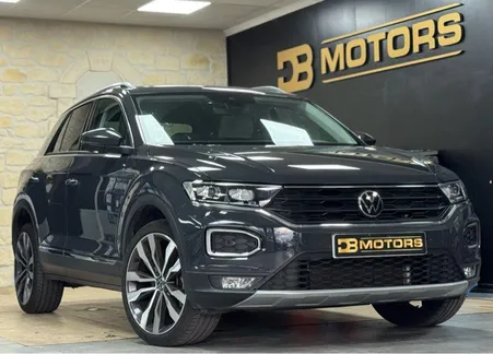 Garantie 12 mois Volkswagen T-Roc 1.5 TSI EVO 150 ch Carat Exlusive DSG7 Toit Ouvrant / Carplay-Android / Sièges Chauffants / Caméra / Détecteurs D’angles Morts / Virtual cockpit / Origine 🇫🇷