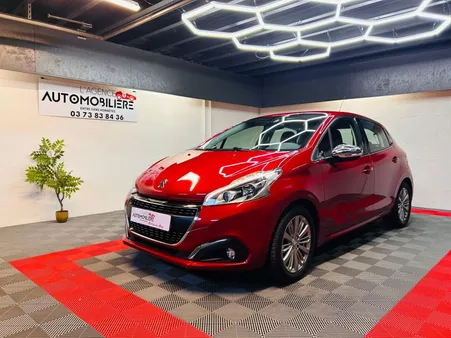 PEUGEOT 208 Peugeot 208 1.2 VTi 82cv – Courroie faite – État Clinique – Garantie 6 mois - Finition Allure