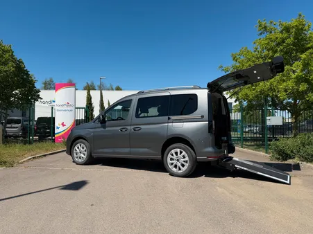 Ford Tourneo Connect TPMR - Prêt à partir