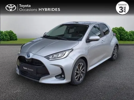 Toyota Yaris 116h Design 5p MY22