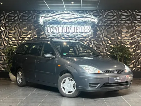 Ford Focus 1.8 115cv Finesse / CLIMATISATION / ATTELAGE / COMMANDE AU VOLANT / GARANTIE 6 MOIS /