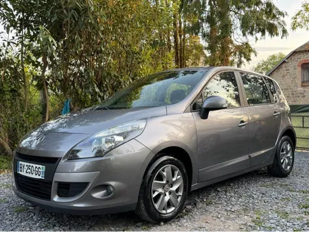 Renault scenic 1.5 DCI 110 CH