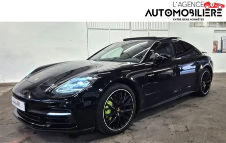 PORSCHE Panamera 2.9 V6 TURBO HYBRID