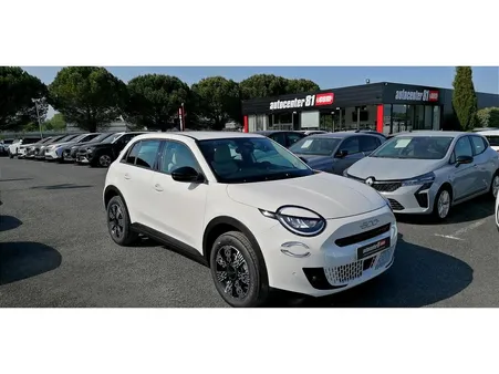 FIAT 600 1.2 Hybrid 145 DCT ICÔNE +PACK CONFORT