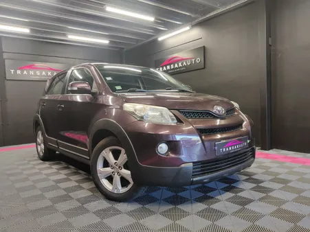 TOYOTA URBAN CRUISER 90 D-4D FAP AWD Lounge