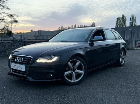 Audi a4 avant s line
