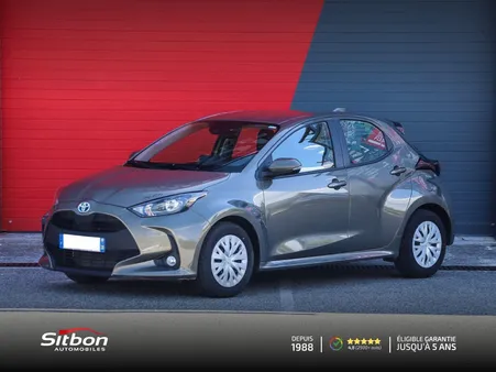 TOYOTA YARIS Hybrid 116h e-CVT Dynamic Business CAMERA GPS