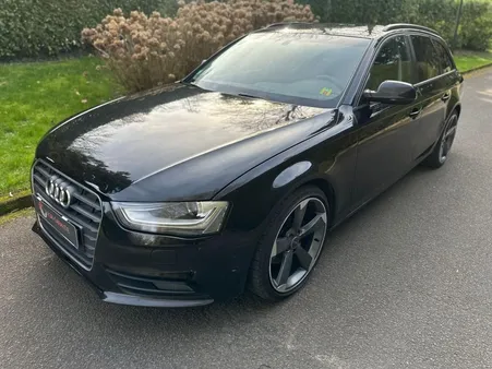 Audi A4 IV (B8) 2.0 TDI 143 DPF Ambiente