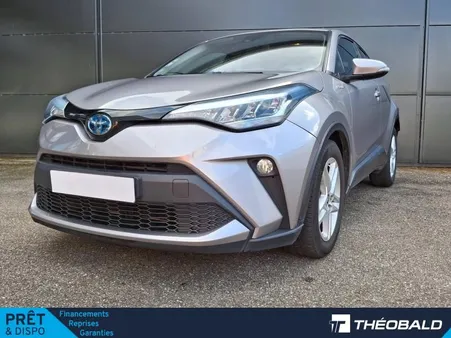 Toyota C-HR 122h Design 2WD E-CVT RC18